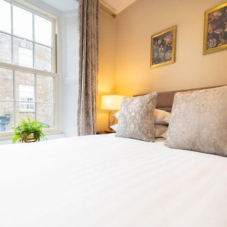 Adams Townhouse Bed and Breakfast Ντίνγκλε Εξωτερικό φωτογραφία