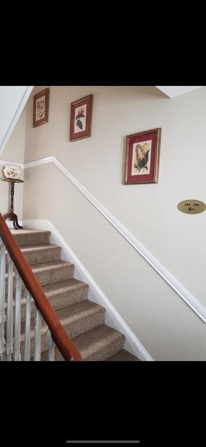 Adams Townhouse Bed and Breakfast Ντίνγκλε Εξωτερικό φωτογραφία