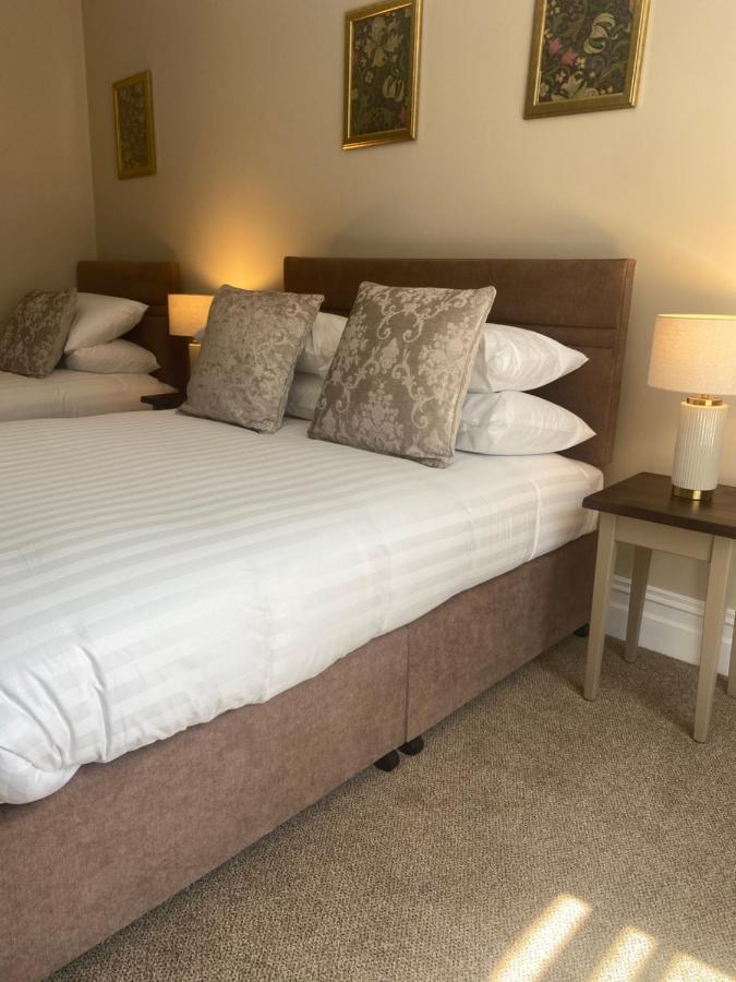 Adams Townhouse Bed and Breakfast Ντίνγκλε Εξωτερικό φωτογραφία